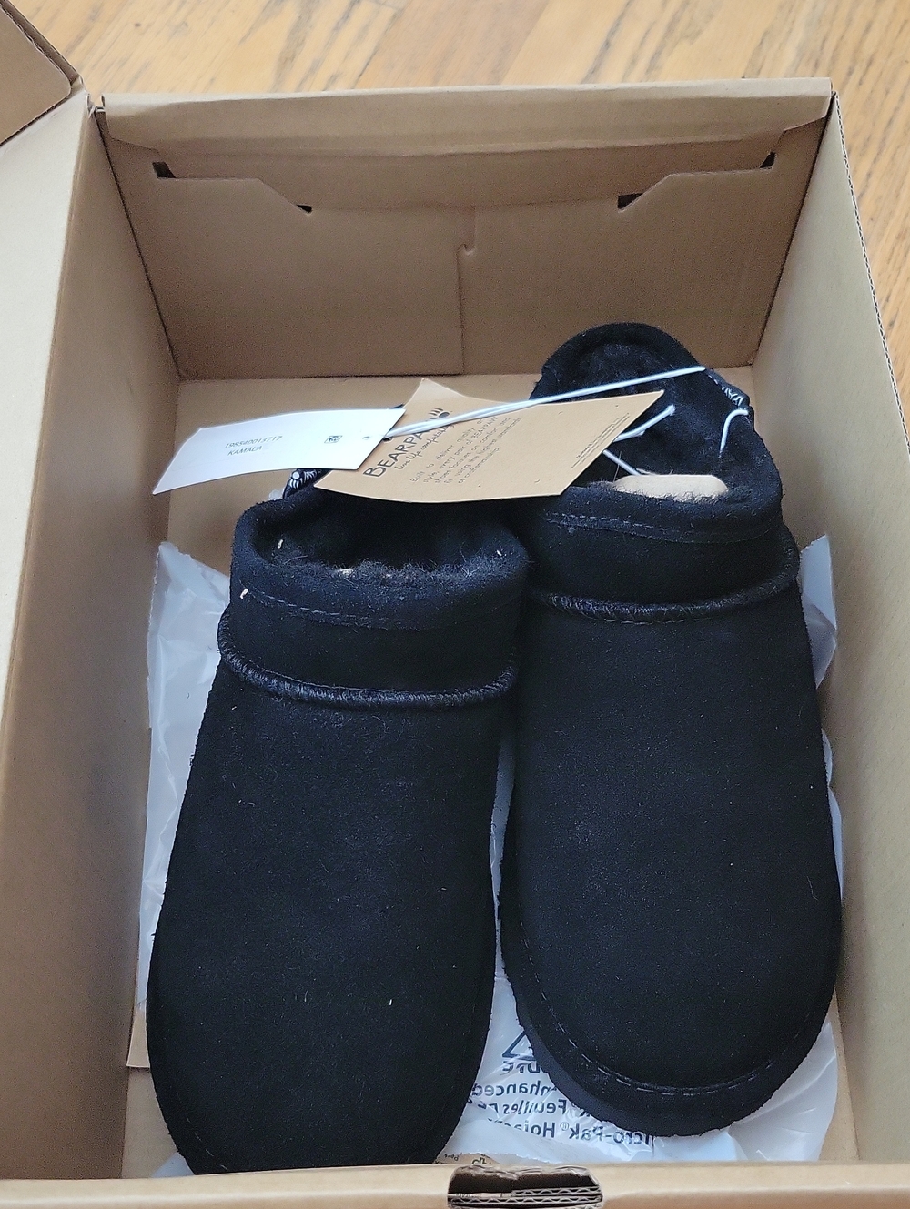 Brand New In Box With Tags Bearpaw Black Suede Slip-On Shearling Lined Size 6